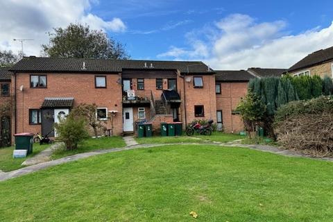 1 bedroom flat for sale, Greenways Walk, Crawley RH11