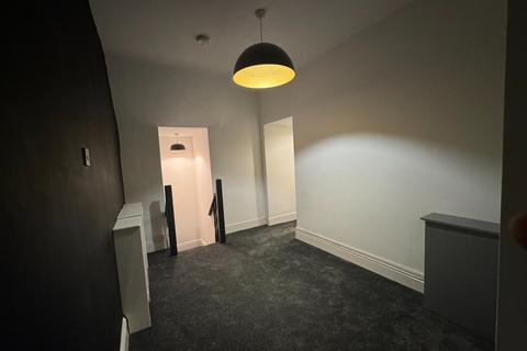 undefined, Shrewsbury Road, Wirral CH43