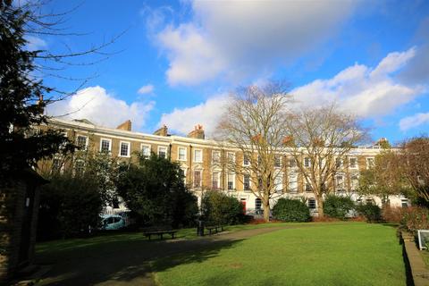 2 bedroom flat to rent, Thornhill Square, London N1