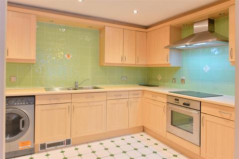 2 bedroom apartment to rent, Trafalgar House, Piccadilly Plaza