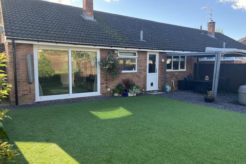 3 bedroom semi-detached bungalow for sale, Tewkesbury GL20