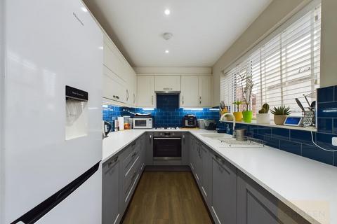 63 Brookfield Lane, Churchdown, Gloucester, GL3 2PR
