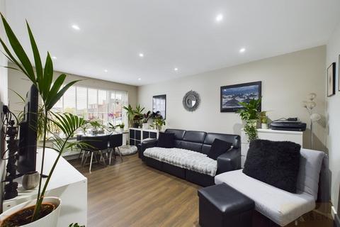 63 Brookfield Lane, Churchdown, Gloucester, GL3 2PR