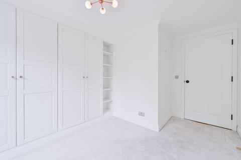 2 bedroom flat for sale, Seven Sisters Road, Finsbury Park, London, N4