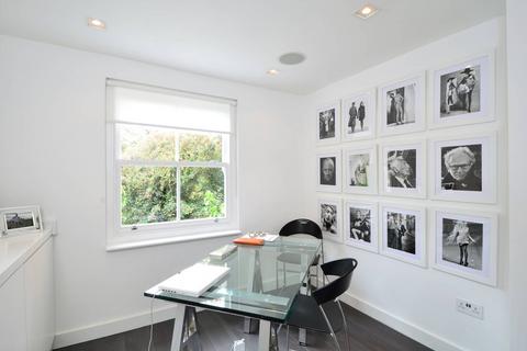 3 bedroom maisonette for sale, Finborough Road, Chelsea, London, SW10