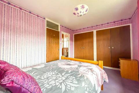 4 Marconi Road, Portishead, Bristol, BS20 8DE