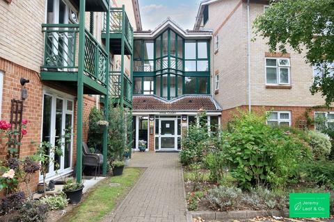 1 bedroom retirement property for sale, Friern Barnet Lane, London, N20