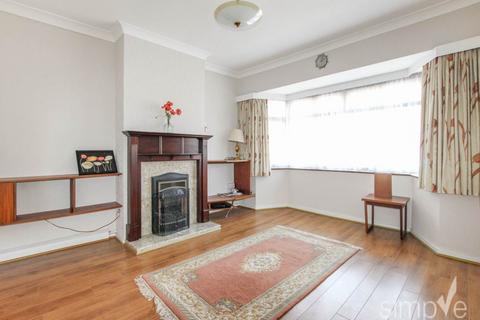 3 bedroom house to rent, Roseville Road, Hayes, Middlesex