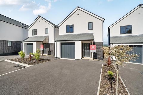 3 bedroom detached house for sale, Launceston