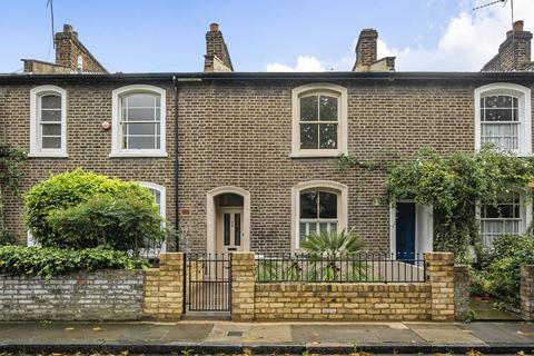 3 bedroom cottage for sale, Theresa Road, Hammersmith