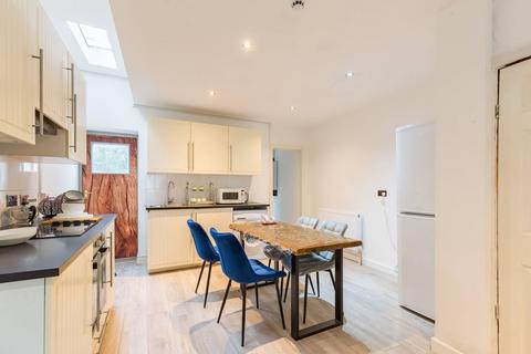 4 bedroom semi-detached house to rent, Cromwell Road, N10, Colney Hatch, London, N10