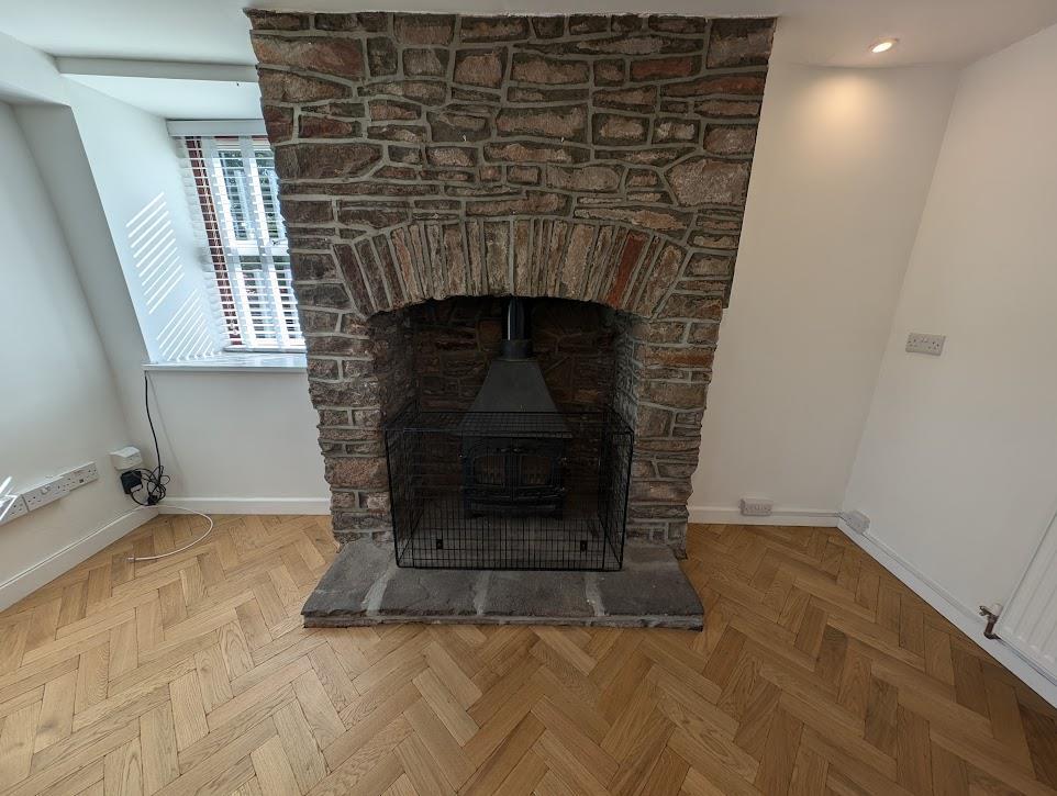 Lounge fire.jpg
