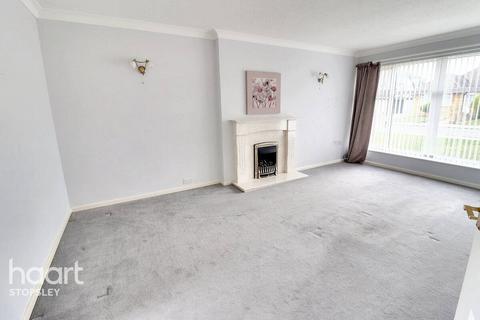 3 bedroom chalet for sale, Langford Drive, Luton