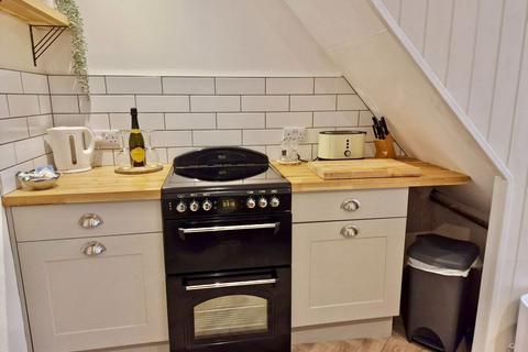 2 bedroom terraced house to rent, The Terrace, Loddiswell, Kingsbridge