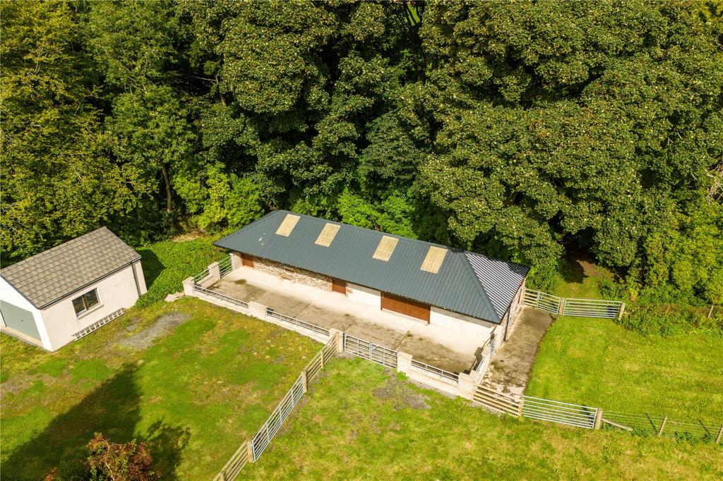 Garage &amp; Stable