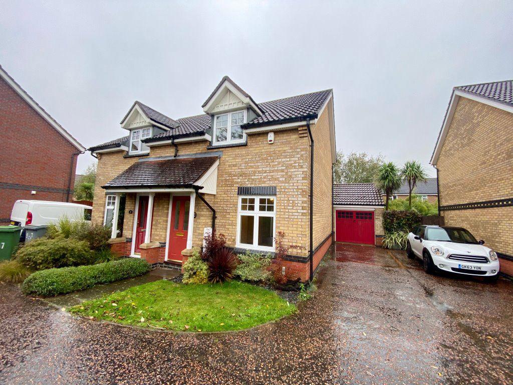 Wilks Farm Drive 2 bed house to rent £995 pcm (£230 pw)