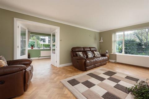 Pine Lodge Beach Avenue, Birchington, CT7 9JS