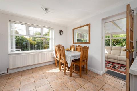 Pine Lodge Beach Avenue, Birchington, CT7 9JS