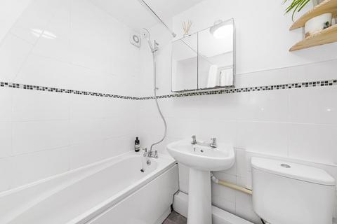 1 bedroom apartment for sale, Eskmont Ridge, Crystal Palace, London, SE19