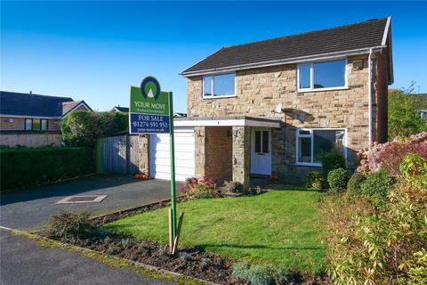 4 bedroom detached house for sale, Bransdale Close, Shipley BD17