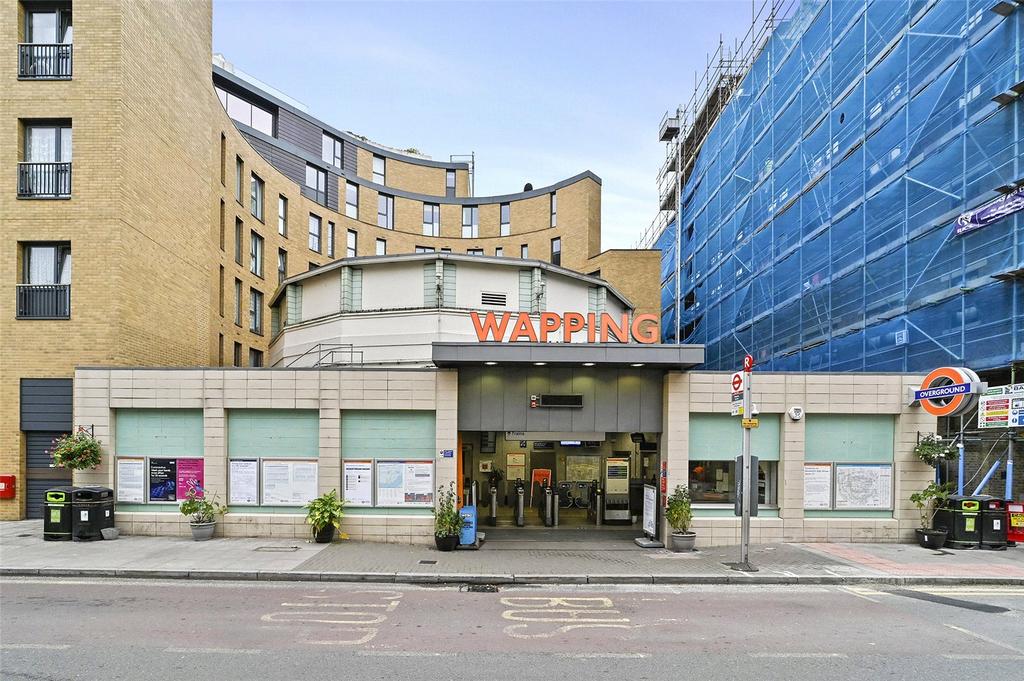 Wapping Station