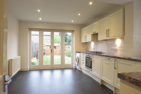 4 bedroom house to rent, South Croxted Road Dulwich