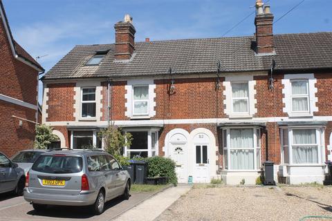 2 bedroom terraced house to rent, Devizes Road, Salisbury SP2