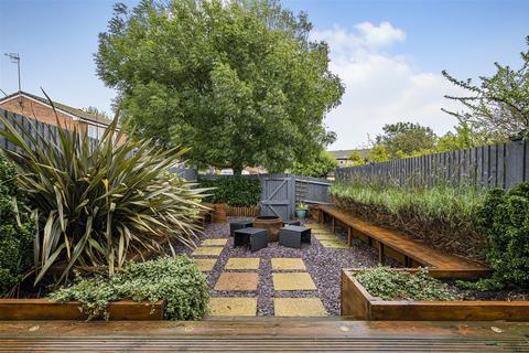 52 Foxhill, Peacehaven, BN10 7SE