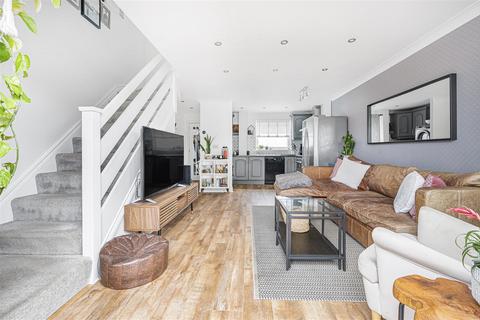 52 Foxhill, Peacehaven, BN10 7SE