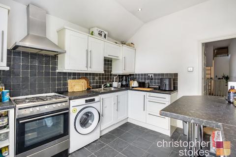 2 bedroom maisonette for sale, Turners Hill, Cheshunt, Waltham Cross, Hertfordshire, EN8 9DE