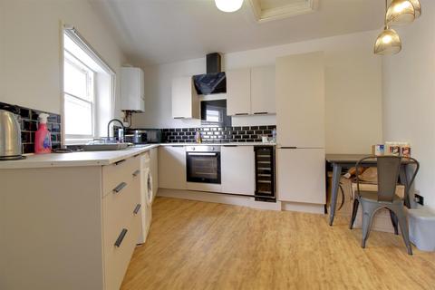 1 bedroom flat for sale, Commercial Road, Gloucester