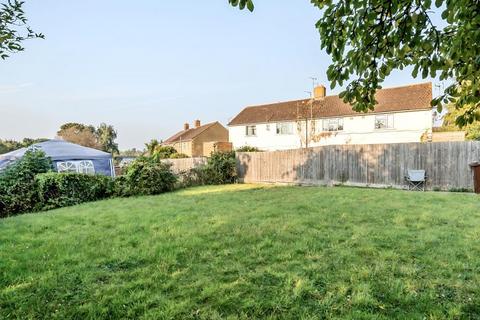 2 bedroom maisonette for sale, Aylesbury,  Buckinghamshire,  HP21