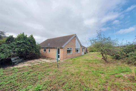 17 Avondale Close, Whitstable, CT5 3QA