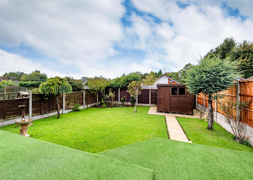 7 Sycamore Drive-garden.jpg