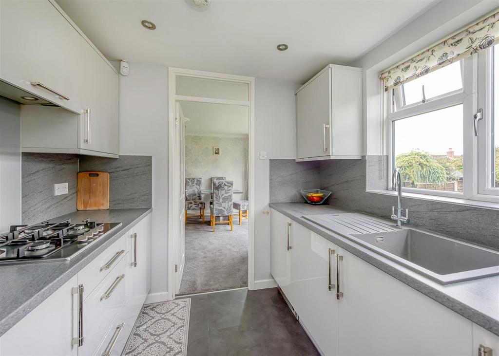 7 Sycamore Drive-kitchen1.jpg