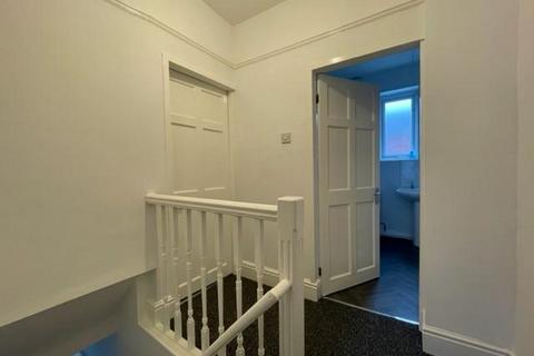 2 bedroom terraced house to rent, Northbrook Road, Wirral CH44