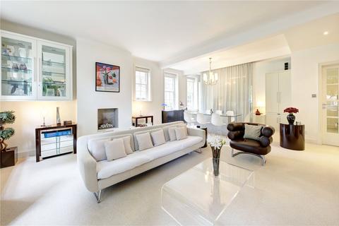 32 Campden Hill Gate, London, W8 7QJ