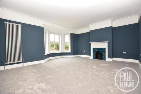 4 bedroom terraced house for sale, London Road South, Pakefield, NR33