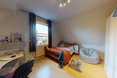 undefined, Flat 4, 44 Addison Street