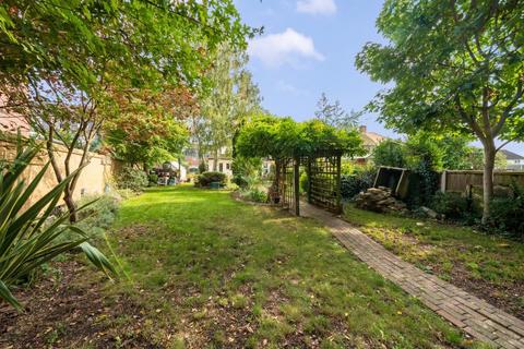 3 bedroom detached house for sale, Staines-upon-Thames,  Surrey,  TW18