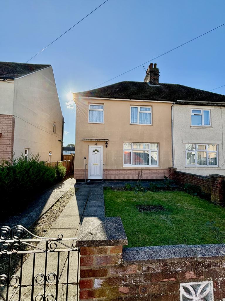 3 Bedroom Semi Detached for Sale