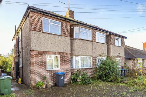 2 bedroom maisonette for sale, Woodcote Close, Kingston Upon Thames, KT2