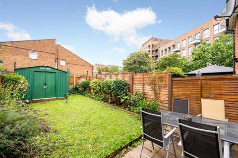 17 Sandlings Close, London, SE15 3SY