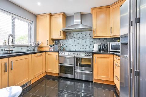 17 Sandlings Close, London, SE15 3SY