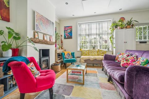 129 Fowlers Walk, London, W5 1BQ