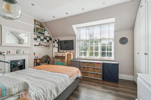 129 Fowlers Walk, London, W5 1BQ