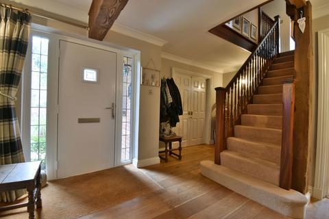 5 bedroom detached house for sale, Collaroy Glen, Thatcham RG18