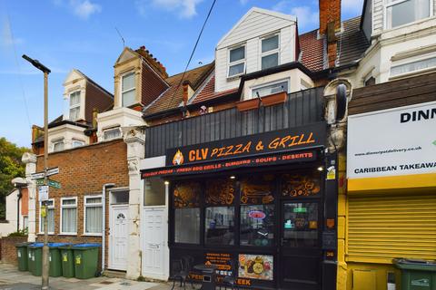 Restaurant to rent, Floyd Road, Charlton, SE7