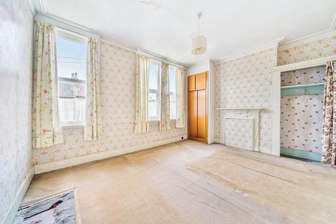 2 bedroom terraced house for sale, Mallet Road, London