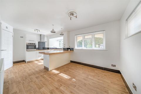 2 Pine Close, Ilfracombe, EX34 9RY